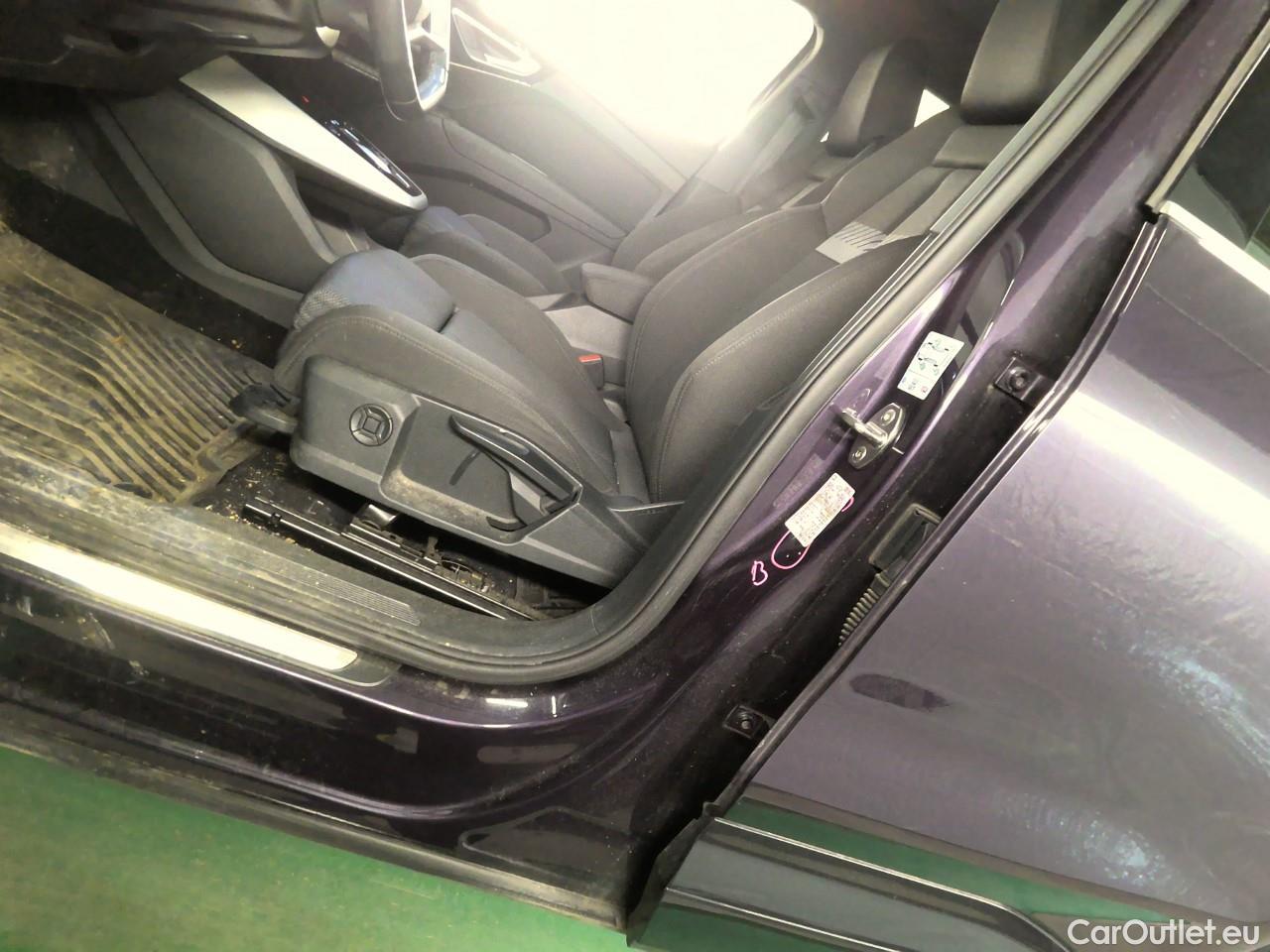  Audi  Q4 E-Tron  50 Proline #17