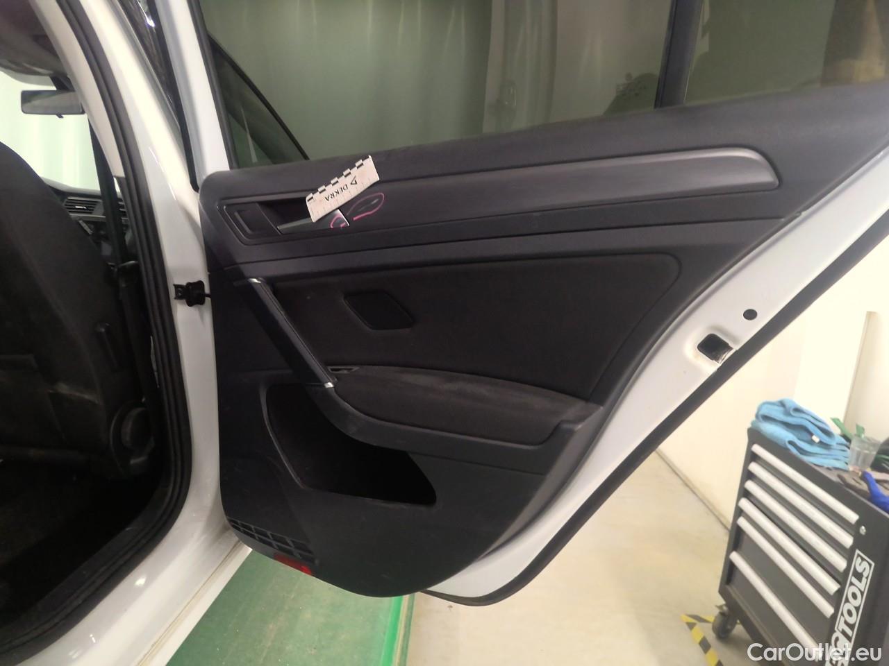  Volkswagen  Golf  Sp.Combi TSI 110 Aut. #13