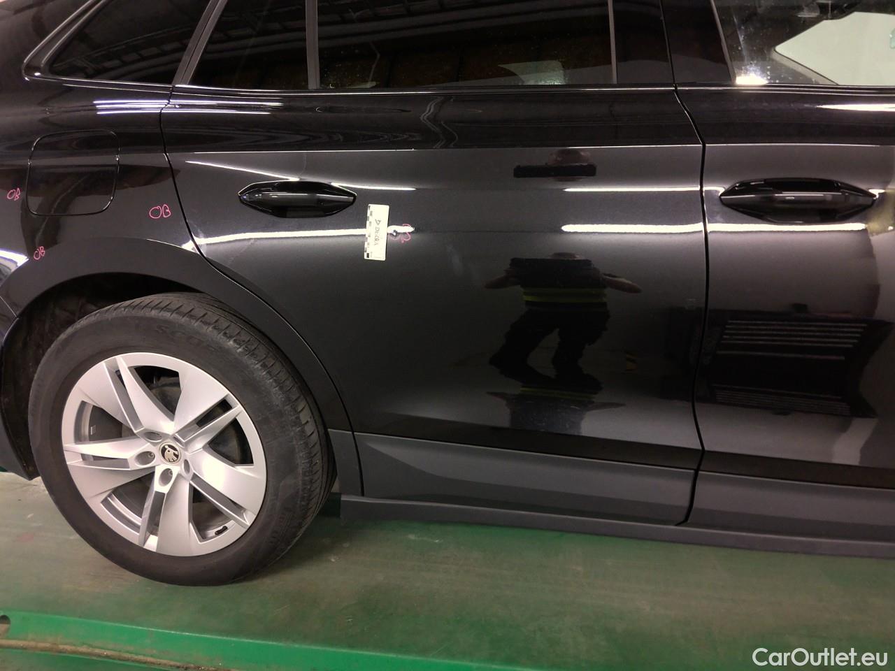  Skoda  ENYAQ  iV80 5d #2