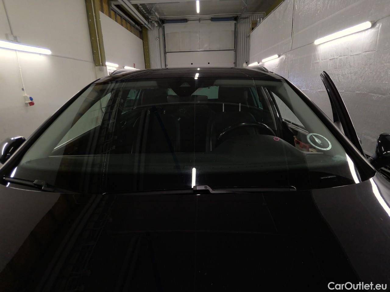  Volkswagen  Passat Pass.SC TDI 200 GT 4M Ex.E.Aut #35