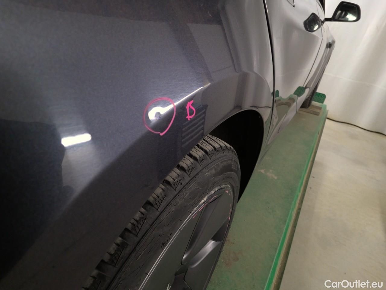  Tesla  Model 3  75kWh Long-Range #19
