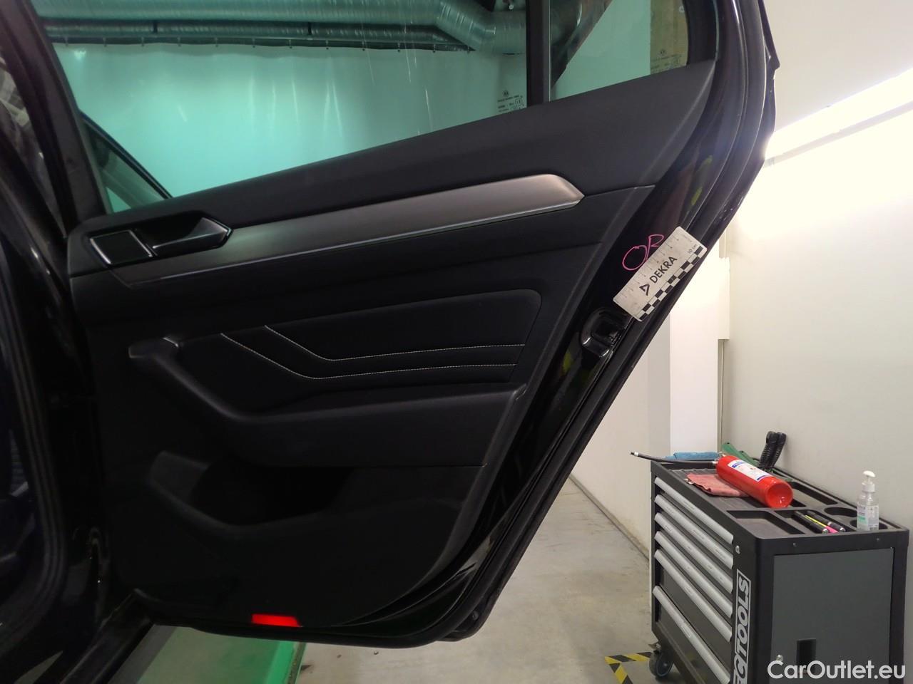  Volkswagen  Passat Pass.SC TDI 200 GT 4M Ex.E.Aut #22