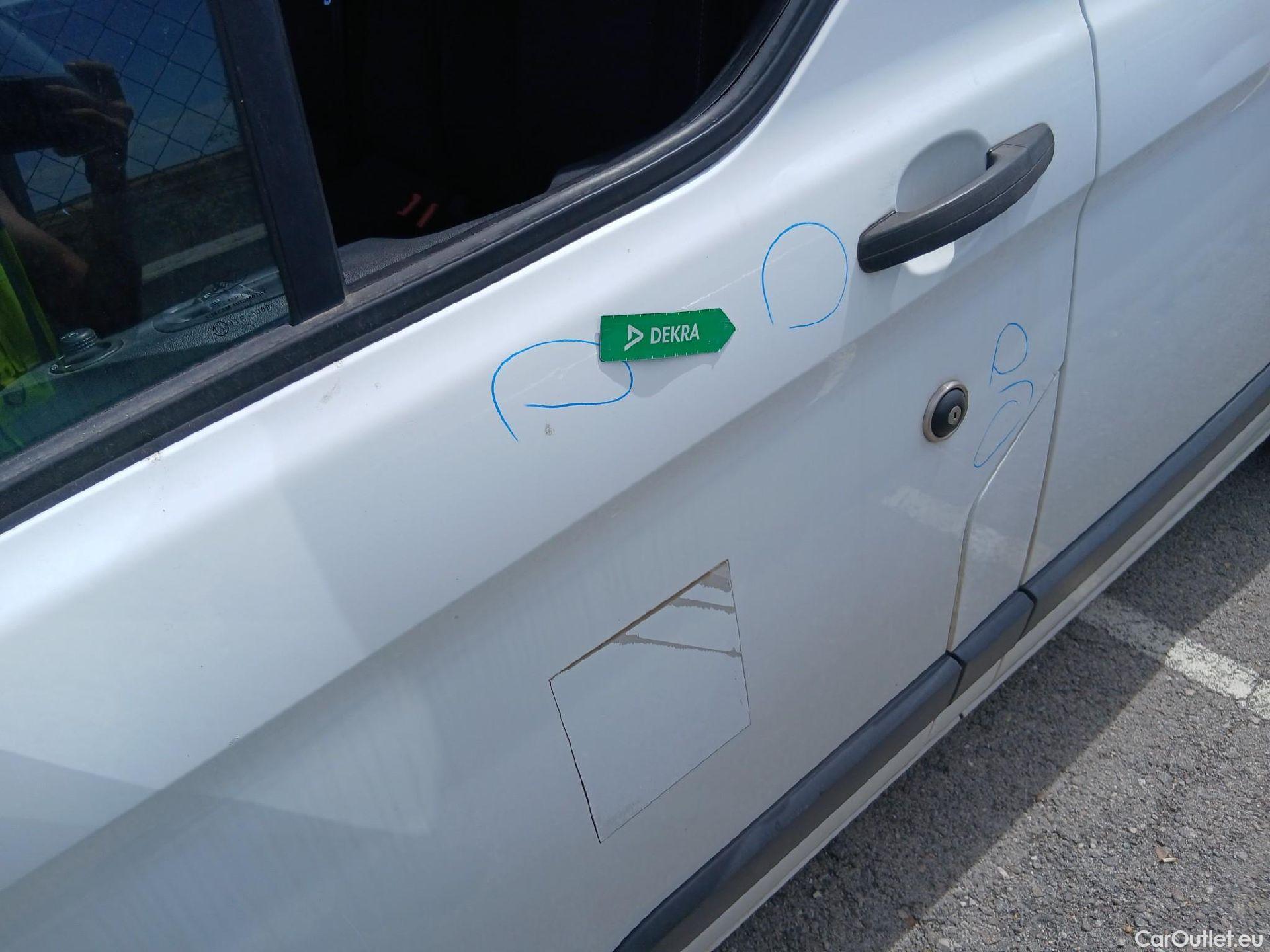  Ford  Transit FORD  Custom / 2012 / 4P / furgón 340 L1 Van Trend Plug-in Hybrid 92,9 kW #18