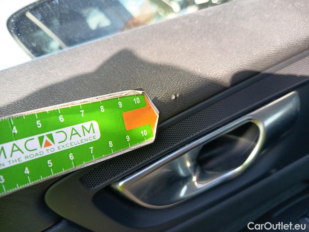  Volvo  XC60 VOLVO  / 2017 / 5P / todoterreno 2.0 B4 D Core Auto #9