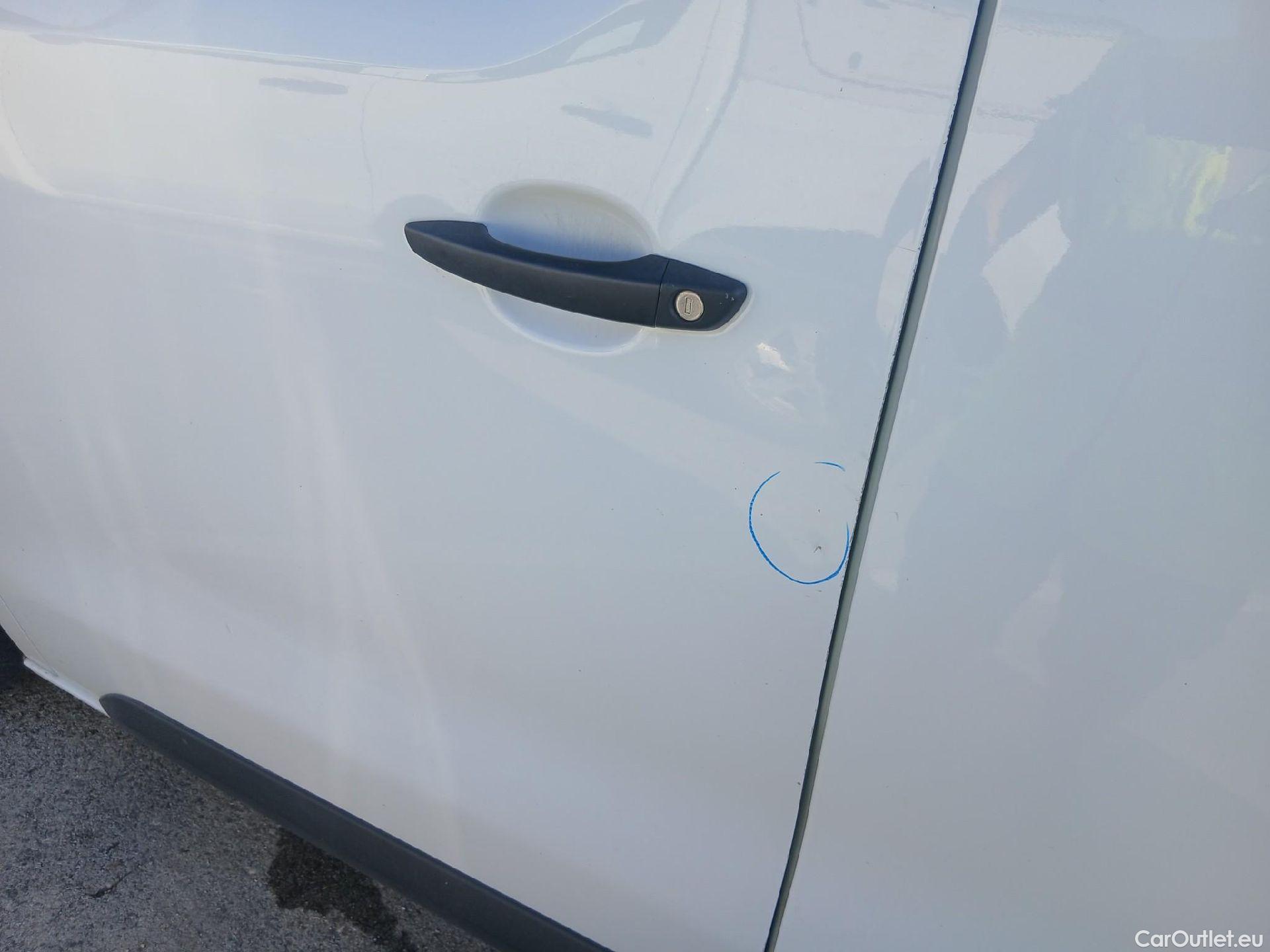  Citroen  Jumpy CITROEN  / 2016 / 4P / furgón Talla M BlueHDi 120 S&S 6v Control #23