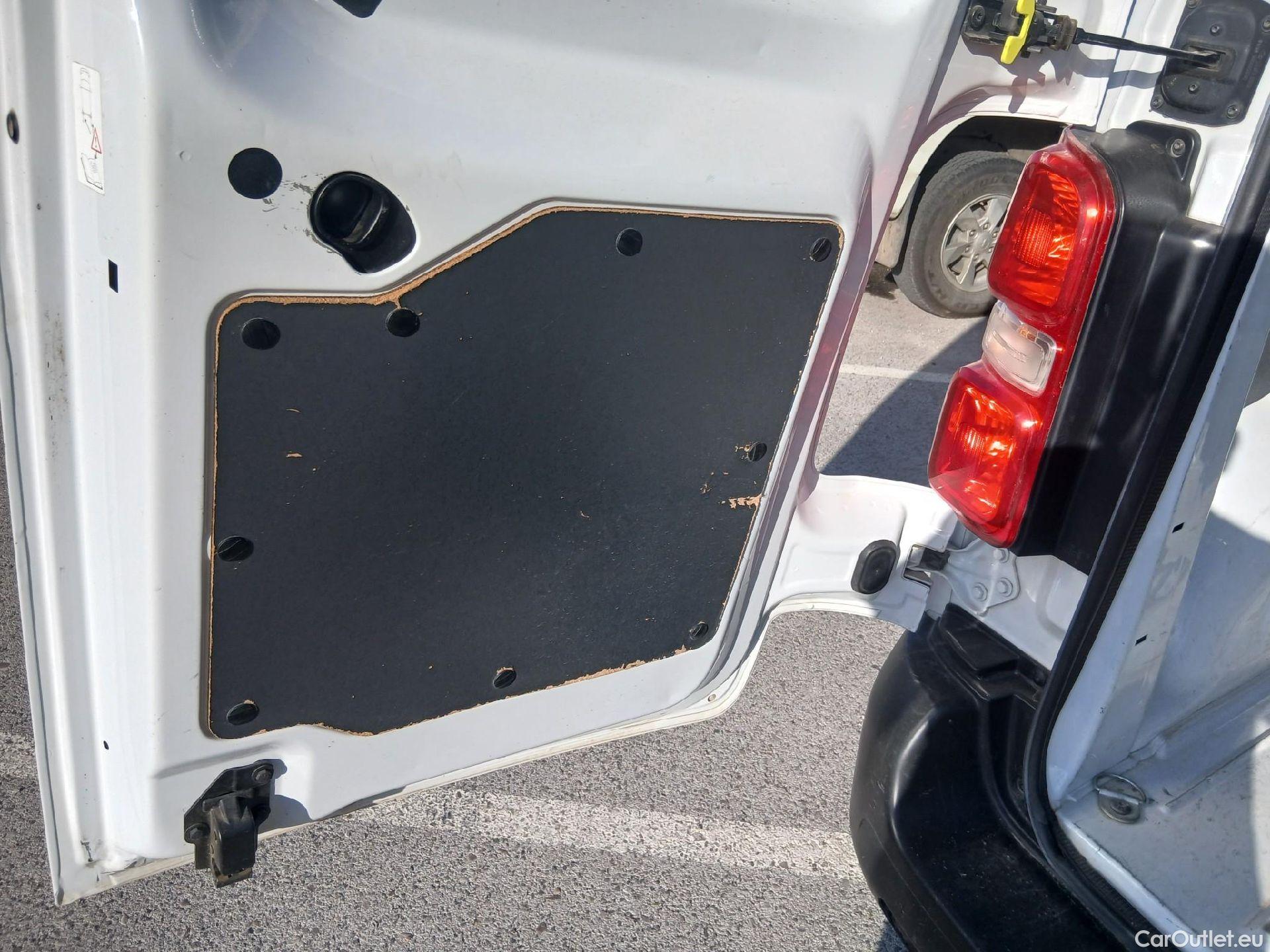  Citroen  Jumpy CITROEN  / 2016 / 4P / furgón Talla M BlueHDi 120 S&S 6v Control #7