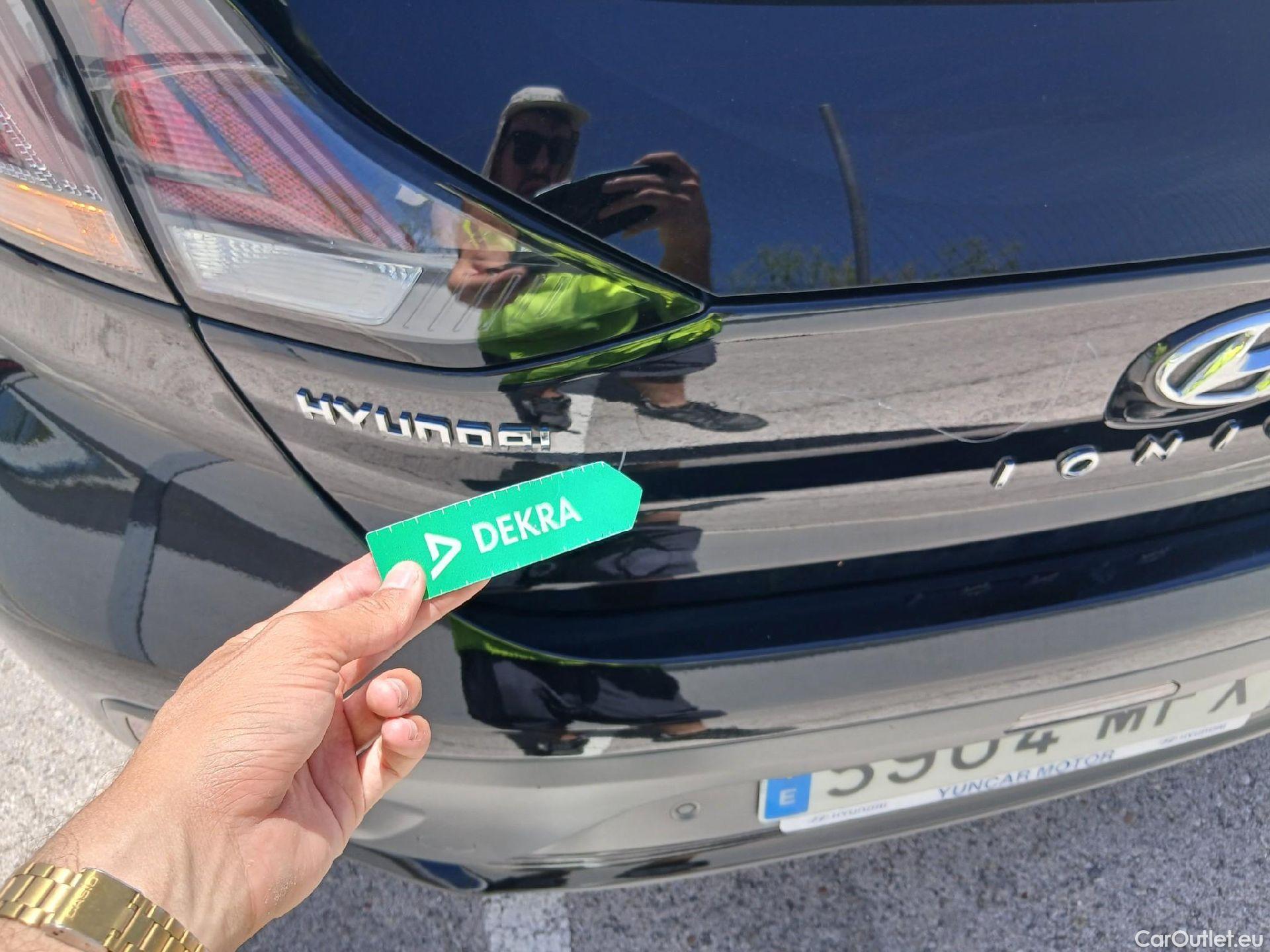  Hyundai   Ioniq HYUNDAI / 5P / 1.6 GDI HEV Tecno DCT 140 Cv #21