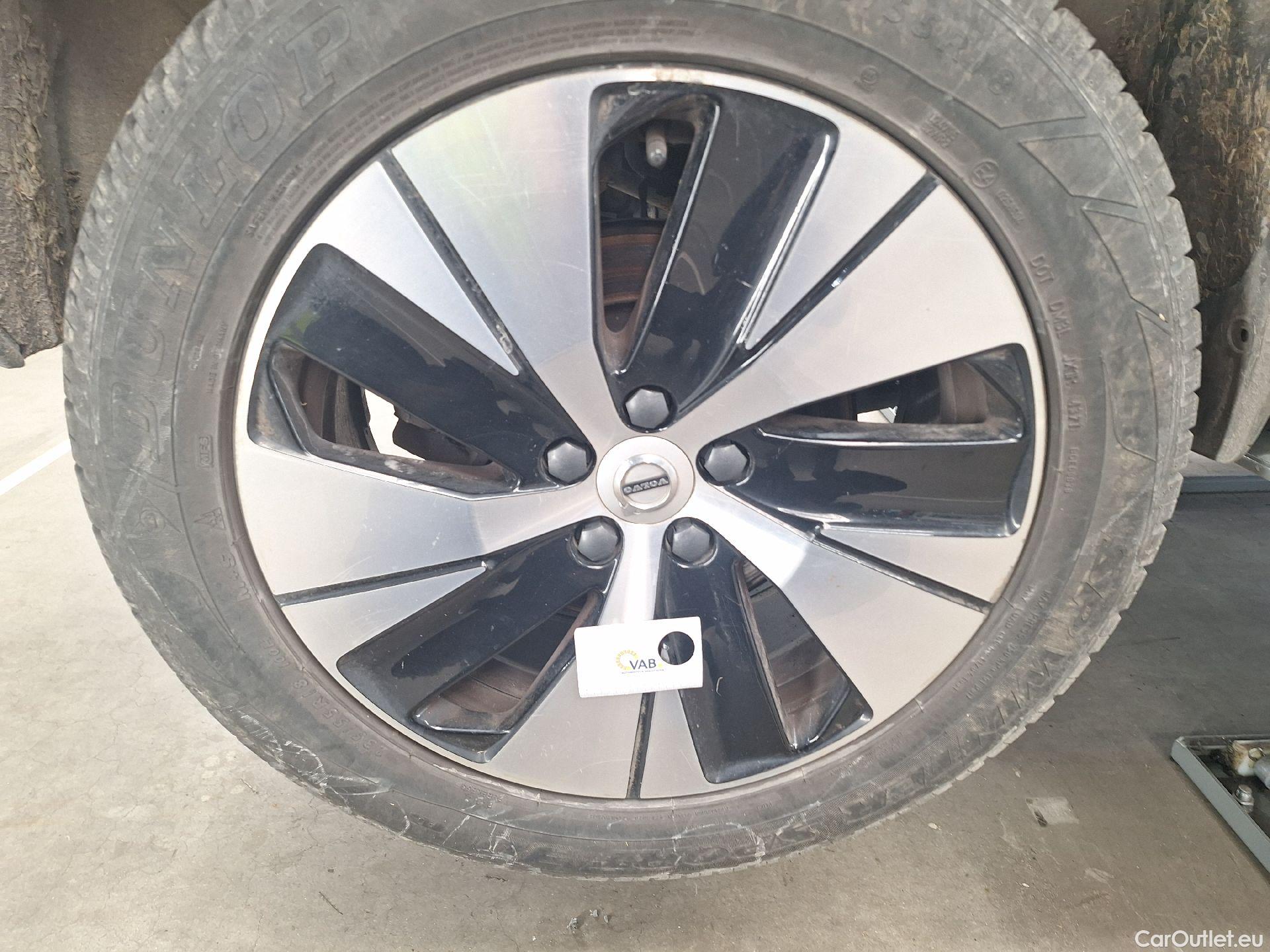  Volvo  XC 40 Volvo, XC40 '17 PHEV, Volvo XC40 T5 Recharge Geartronic Inscription Expr #62