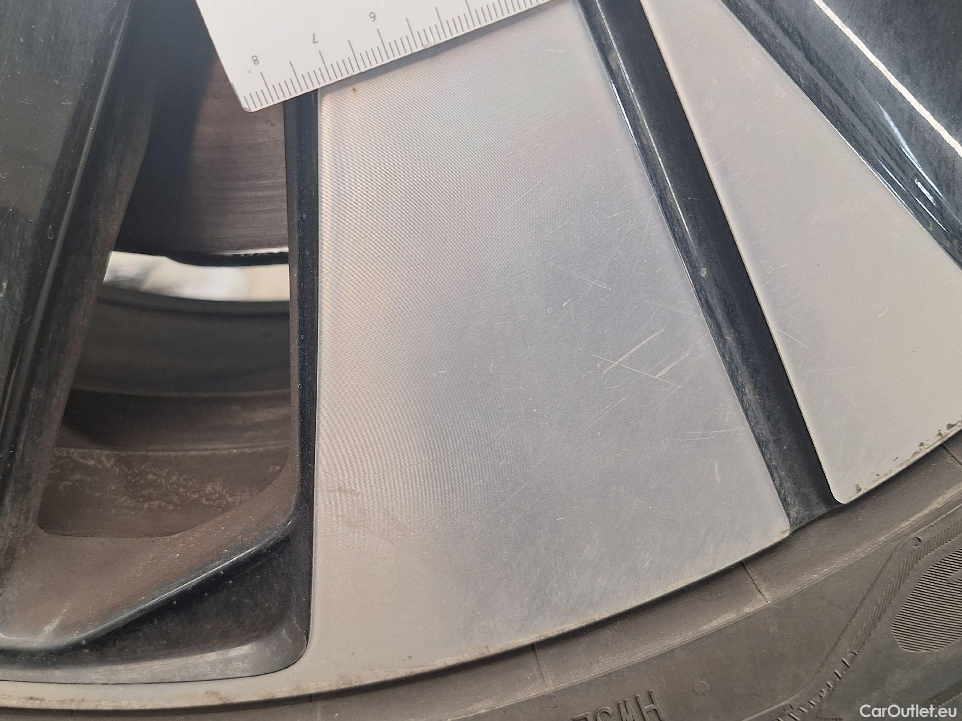  Volvo  XC 40 Volvo, XC40 '17 PHEV, Volvo XC40 T5 Recharge Geartronic Inscription Expr #76