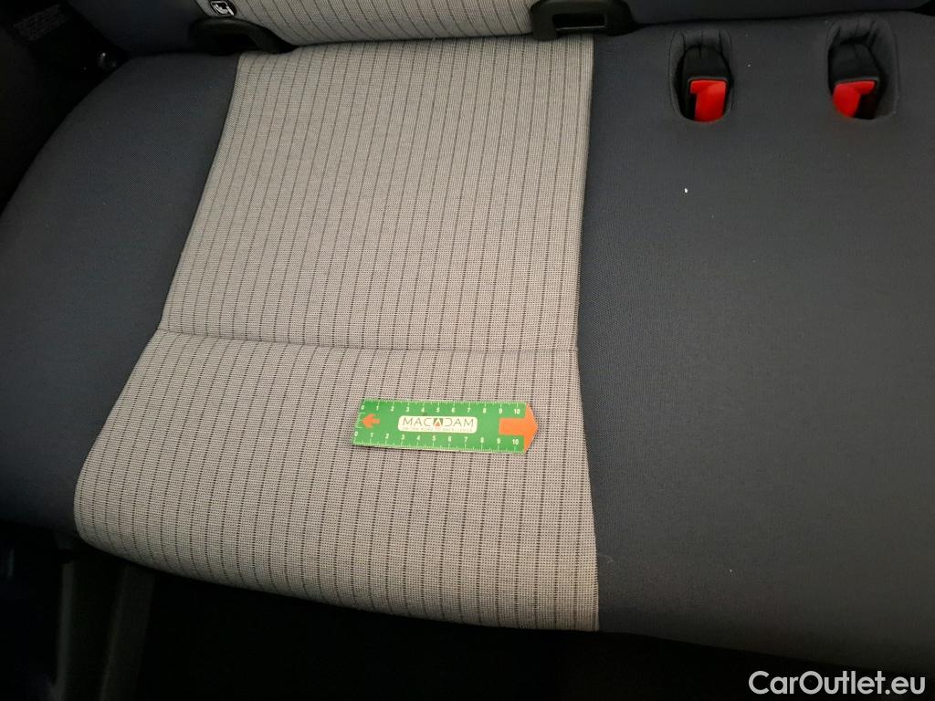  Fiat  500 FIAT  / 2020 / 3P / Berline 42kWh Icône #4