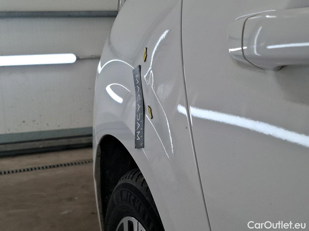  Peugeot  208  Allure Business 1.2 PureTech 100CV BVM6 E6d #18