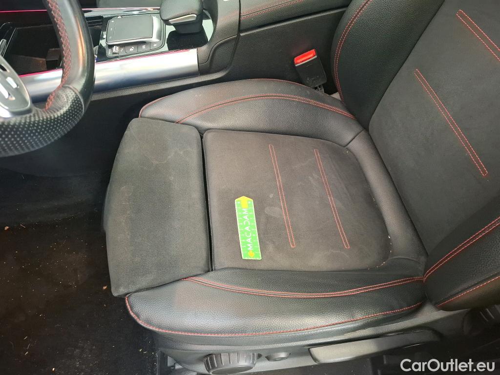  Mercedes  GLA MERCEDES-BENZ  / 2020 / 5P / SUV 1.3  250 e AMG LINE DCT #26