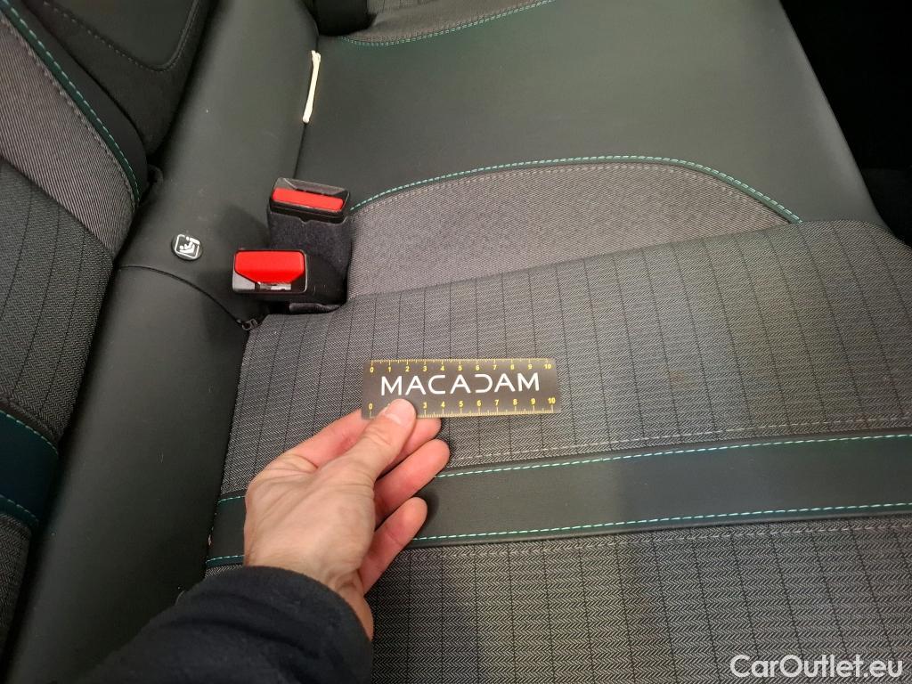  Peugeot  208  Allure Business 1.2 PureTech 100CV BVM6 E6d #24