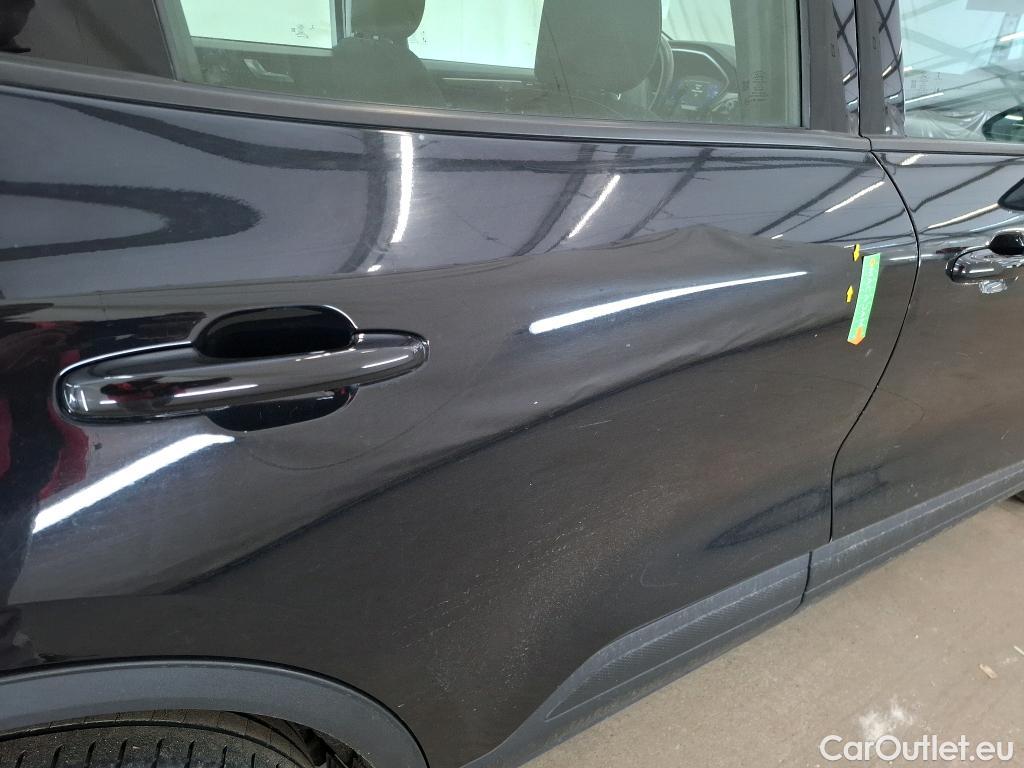  Ford  Kuga FORD  / 2019 / 5P / SUV 2.5 Dur 225 hybrid PHEV Pshift Titanium #9