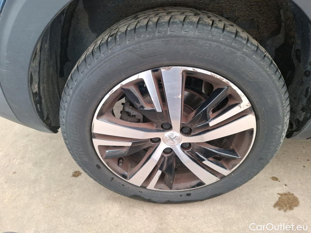  Peugeot  5008  GT Line 1.2 PureTech 130CV BVA8 E6d #3