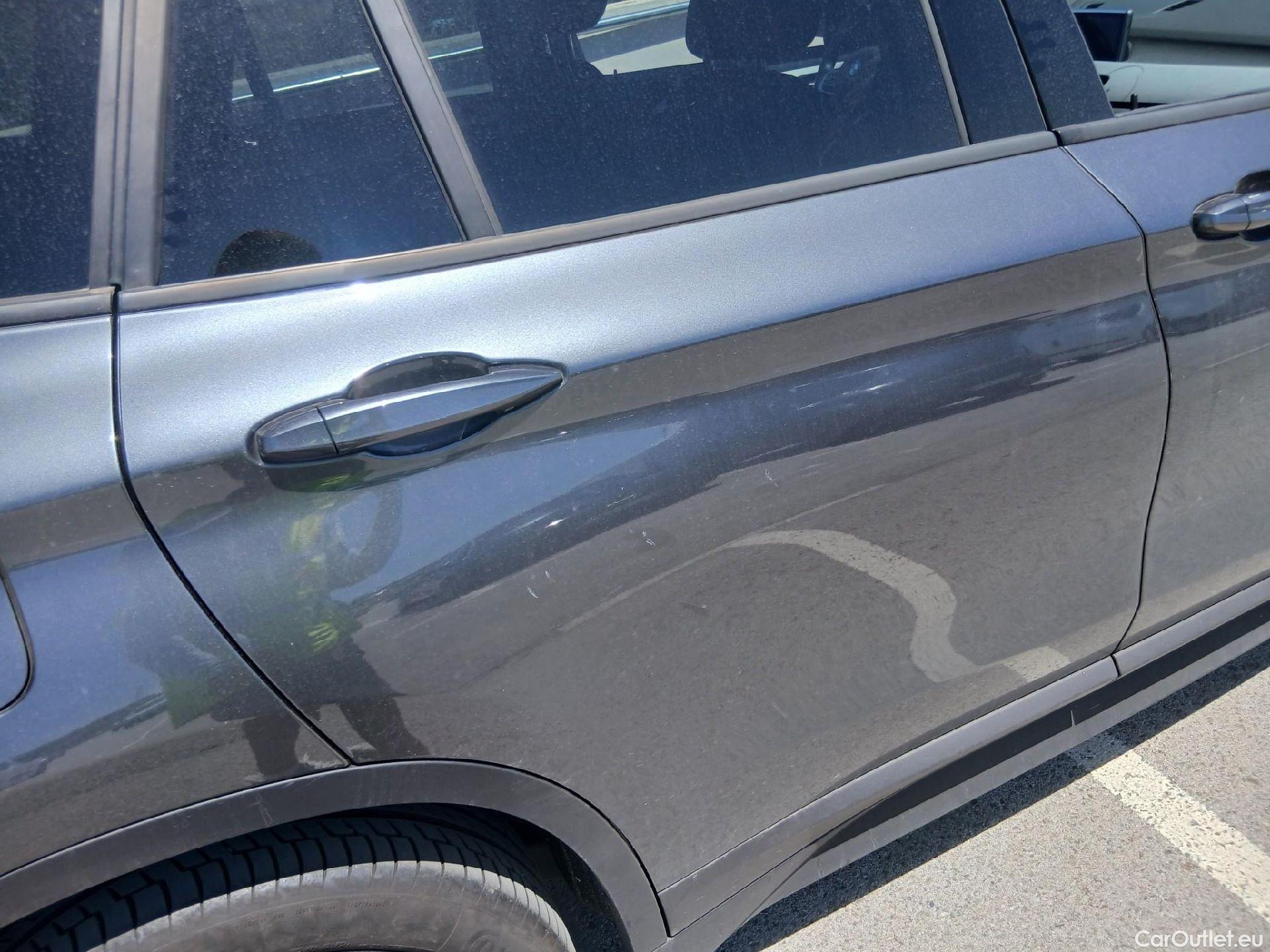  Bmw  X1 BMW  sDrive18iA #19