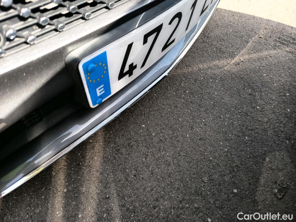  Mercedes  A-Klasse MERCEDES-BENZ Clase A / 2018 / 5P / berlina con portón A 180 d #1