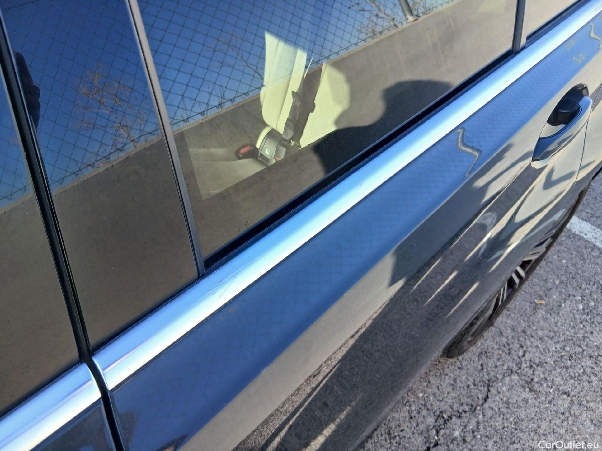  Bmw  Serie 3 BMW  / 2018 / 4P / sedán 330e #14