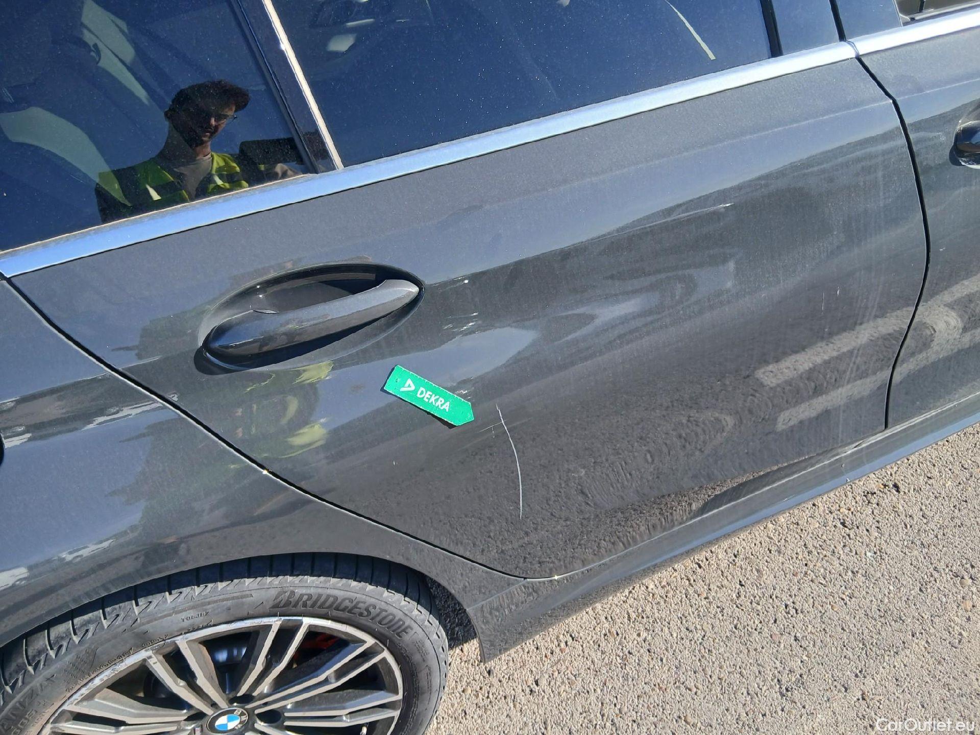  Bmw  Serie 3 BMW  / 2018 / 4P / sedán 330e #27