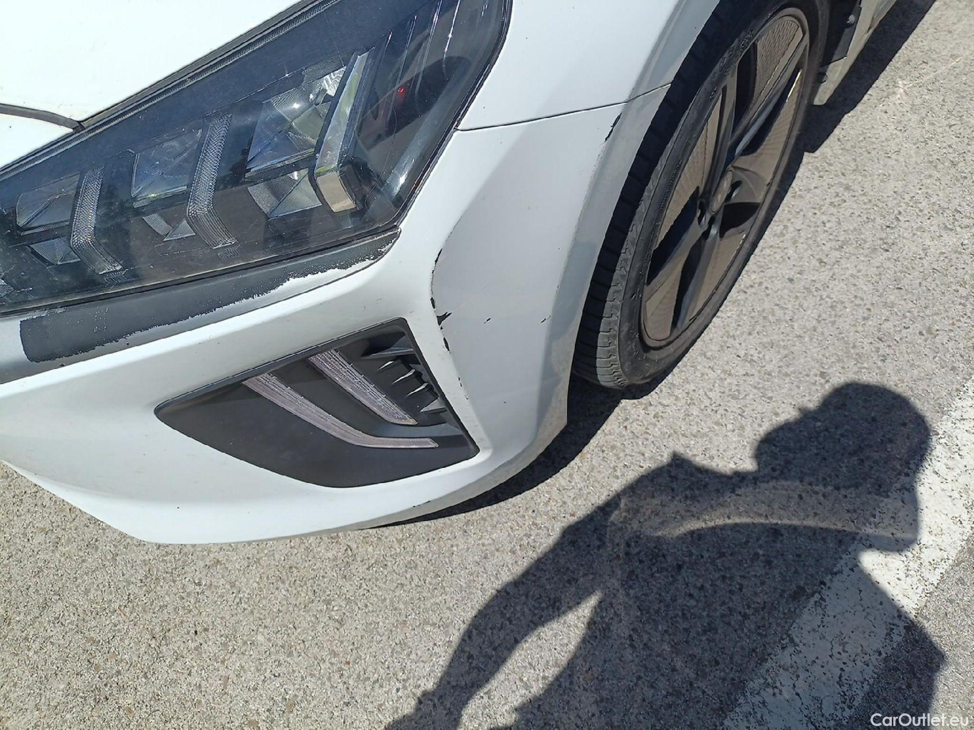  Hyundai   Ioniq HYUNDAI / 2019 / 5P / berlina con portón 1.6 GDI HEV Tecno DCT #7