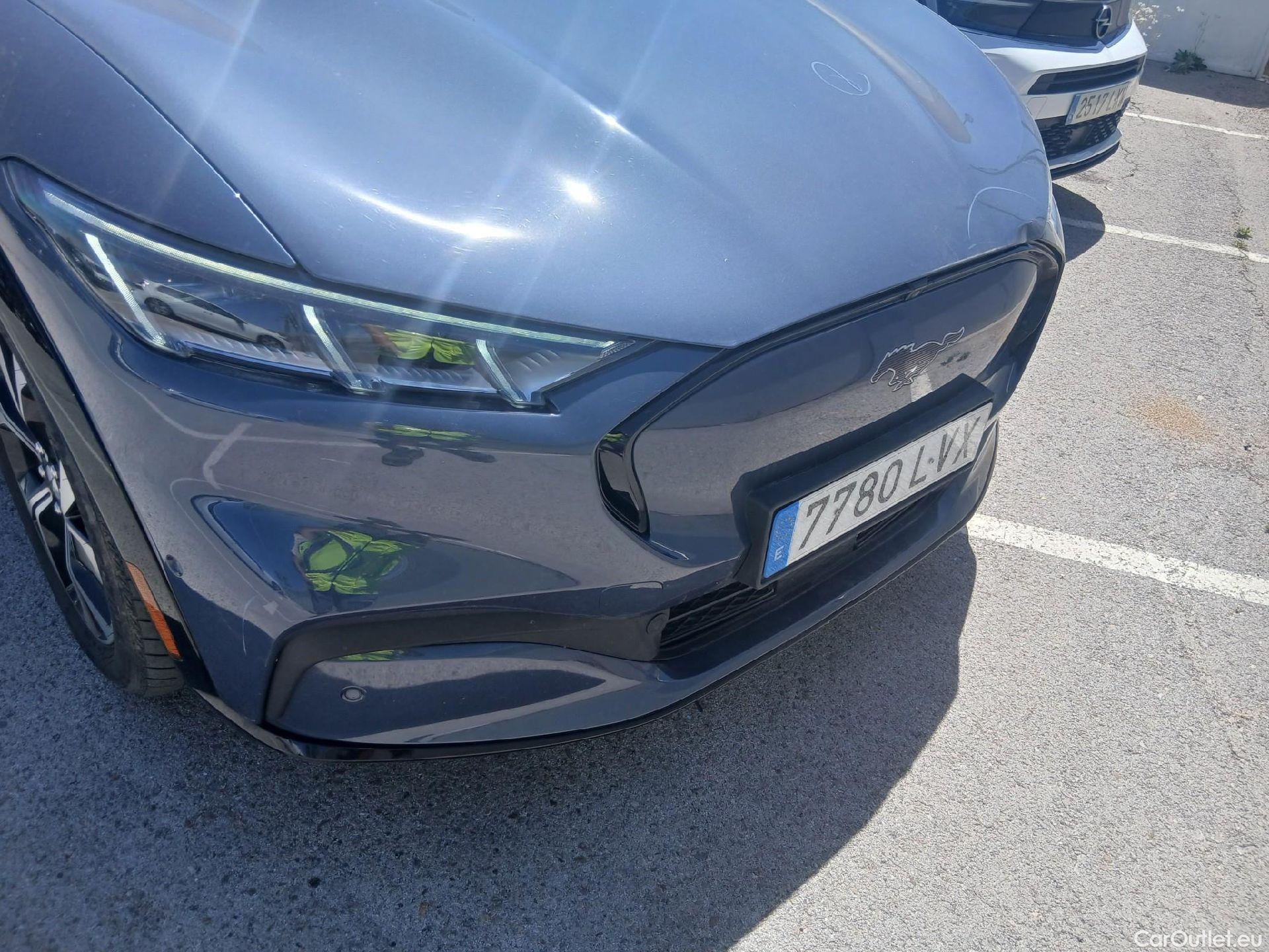  Ford  Mustang FORD  Mach-E / 2020 / 5P / todoterreno AWD 258kW Batería 98.8Kwh #3