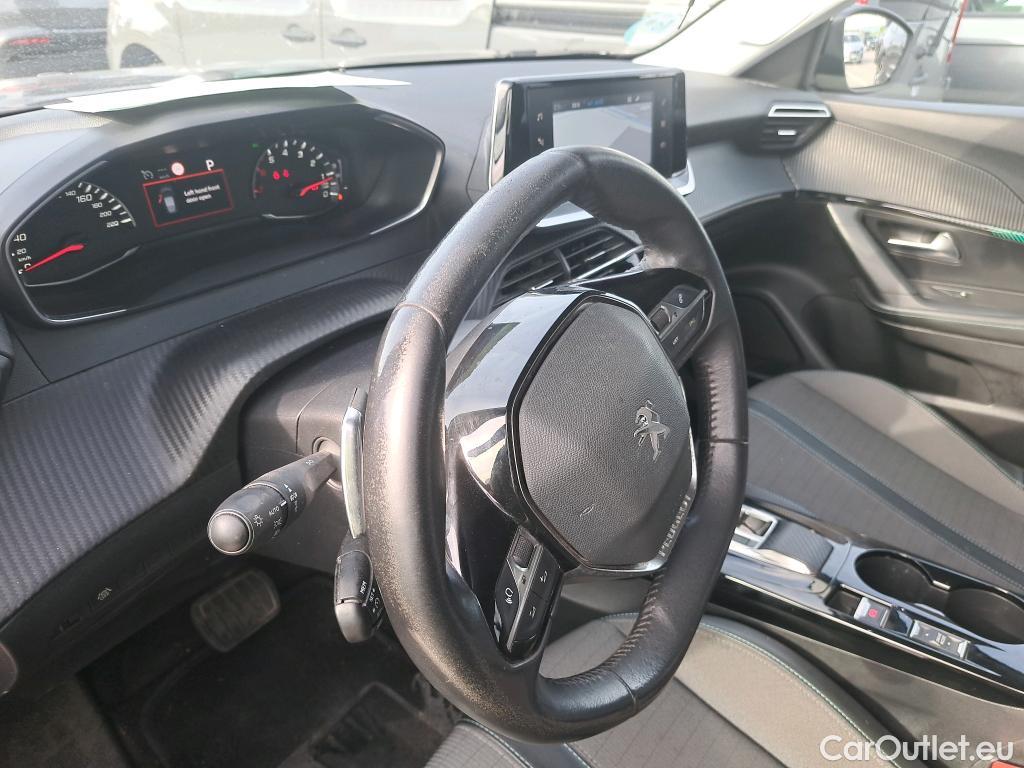  Peugeot  2008 PEUGEOT  / 2019 / 5P / todoterreno Allure BlueHDI 130 S&S EAT8 #13
