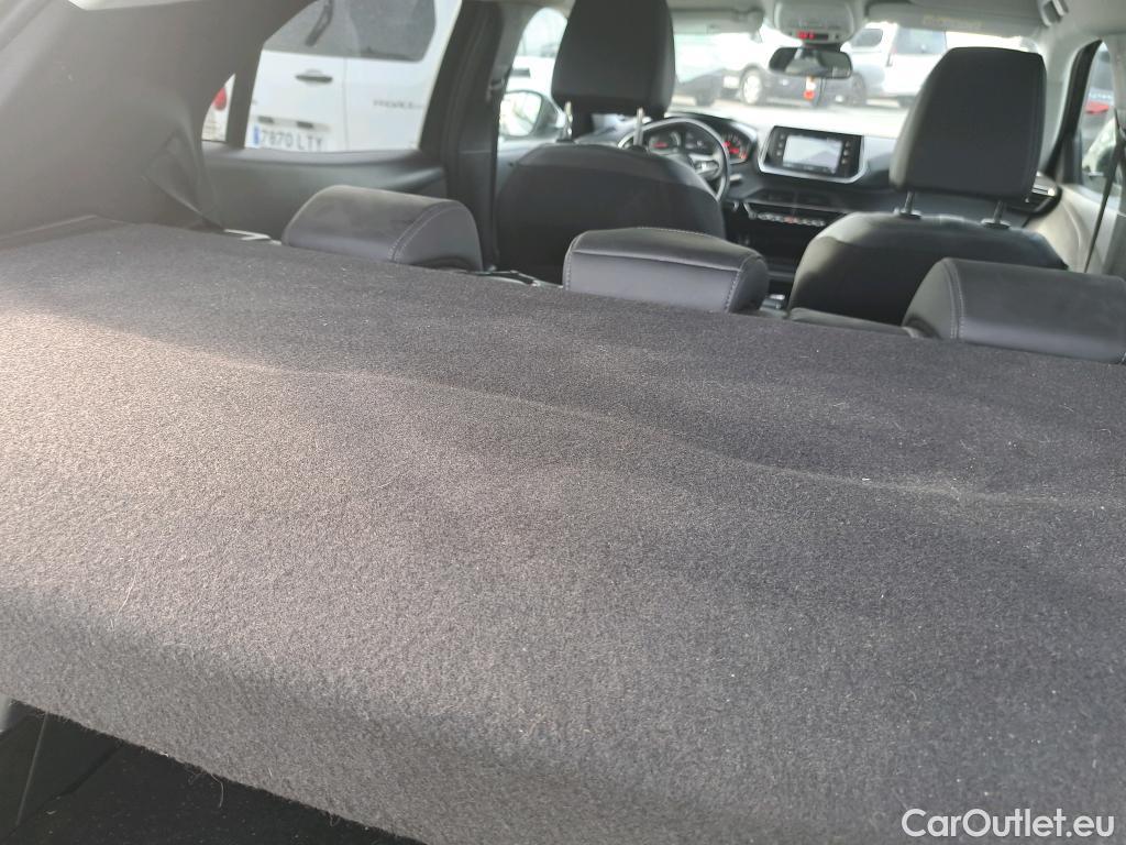 Peugeot  2008 PEUGEOT  / 2019 / 5P / todoterreno Allure BlueHDI 130 S&S EAT8 #8