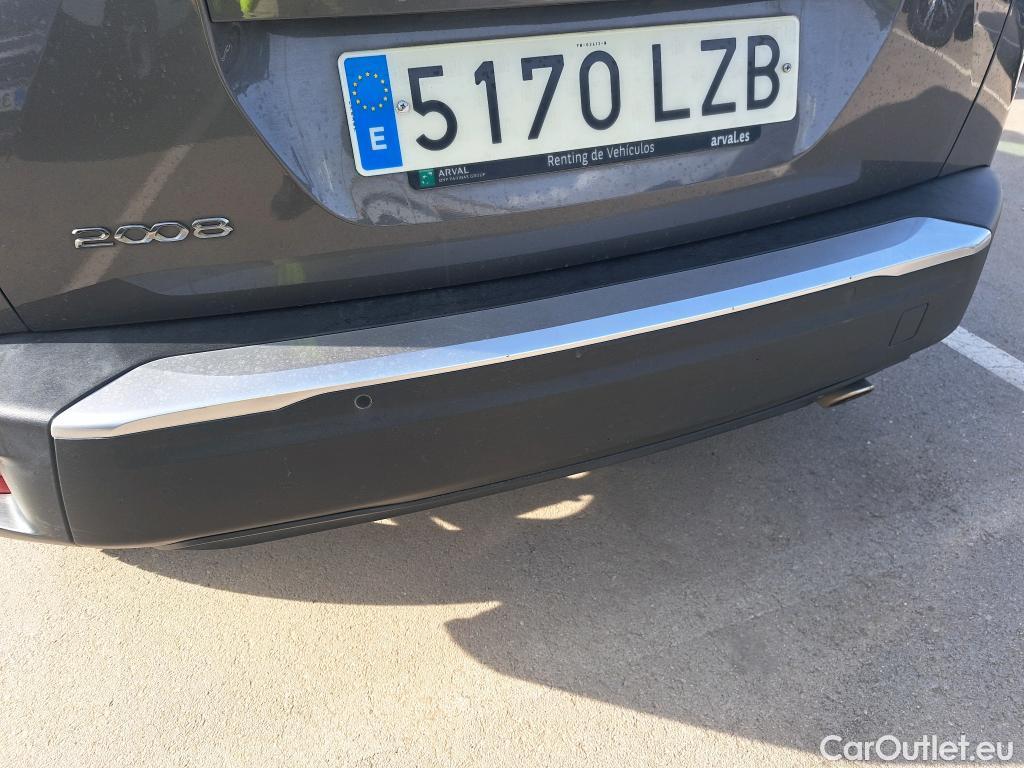  Peugeot  2008 PEUGEOT  / 2019 / 5P / todoterreno Allure BlueHDI 130 S&S EAT8 #17