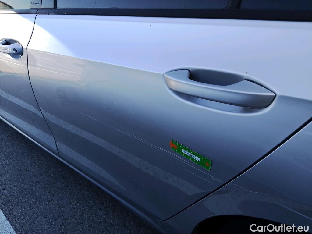  Volkswagen  Golf  VOLKSWAGEN 2.0 TDI 115 CV DSG #3