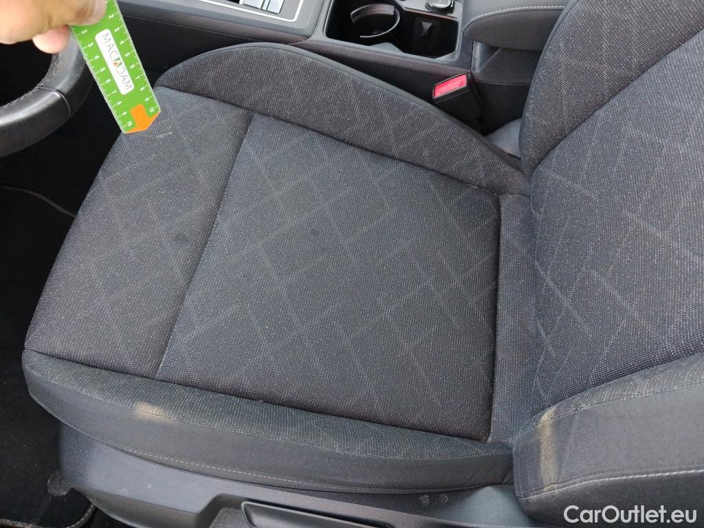  Volkswagen  Golf  VOLKSWAGEN 2.0 TDI 115 CV DSG #40