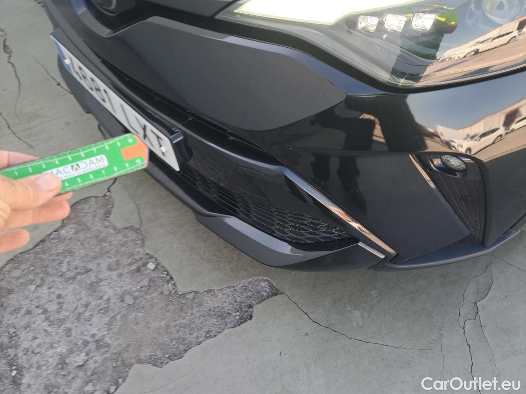  Toyota  C-HR TOYOTA  / 2019 / 5P / todoterreno 2.0 180H GR Sport Black Edition #16