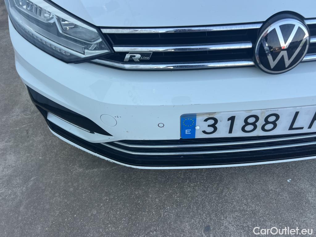 Volkswagen  Touran VOLKSWAGEN  / 2015 / 5P / monovolumen compacto Sport 2.0 TDI 110kW (150CV) DSG #25