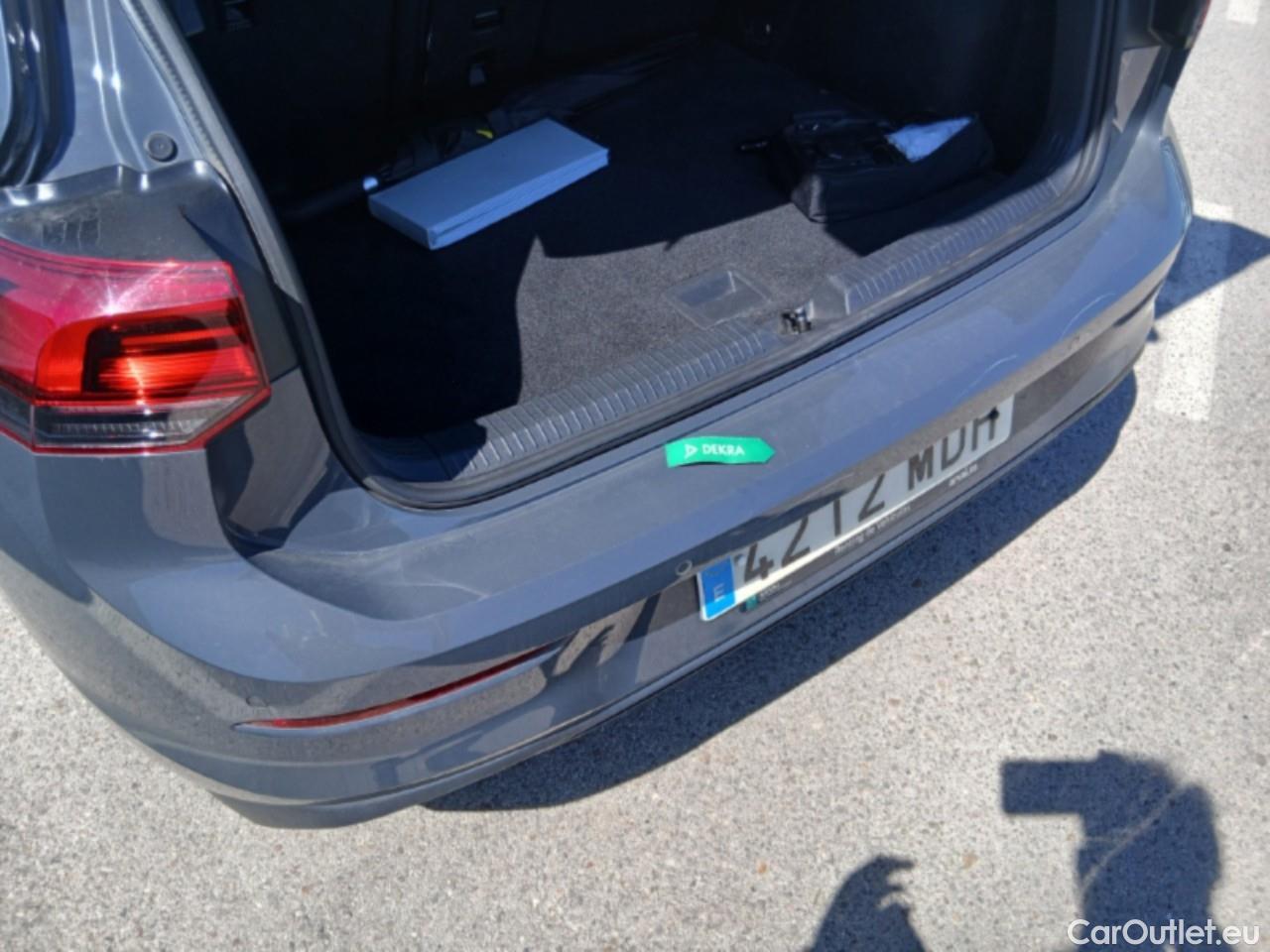  Volkswagen  Golf  VOLKSWAGEN 1.0 eTSI 110 CV DSG #19