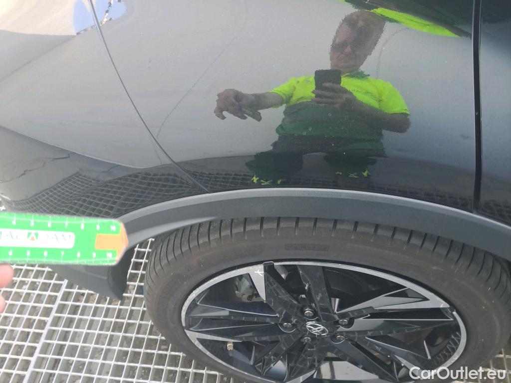  Toyota  C-HR TOYOTA  / 2019 / 5P / todoterreno 2.0 180H GR Sport Black Edition #5
