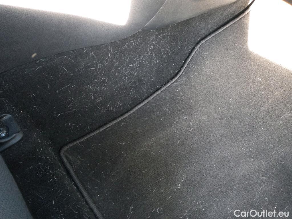  Toyota  C-HR TOYOTA  / 2019 / 5P / todoterreno 1.8 125H Advance #20