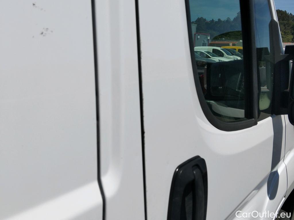  Citroen  Jumper CITROEN  / 2014 / 4P / furgón BlueHDi 103KW (140CV) Furgón 35L3H2 #20