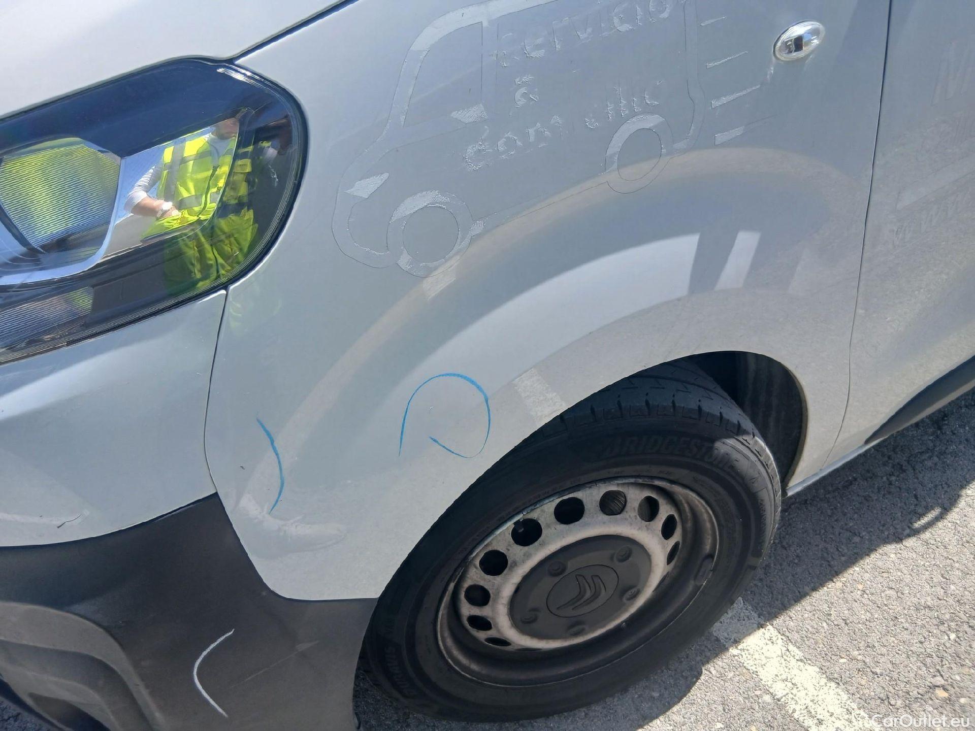 Citroen  Jumpy CITROEN  / 2016 / 4P / furgón Talla M BlueHDi 100 S&S 6v Control #35