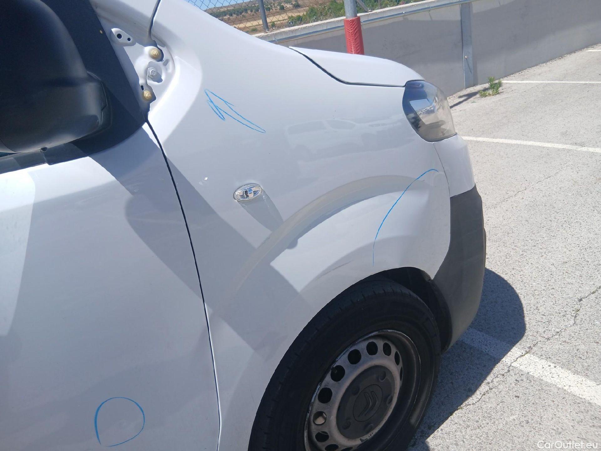  Citroen  Jumpy CITROEN  / 2016 / 4P / furgón Talla M BlueHDi 100 S&S 6v Control #29