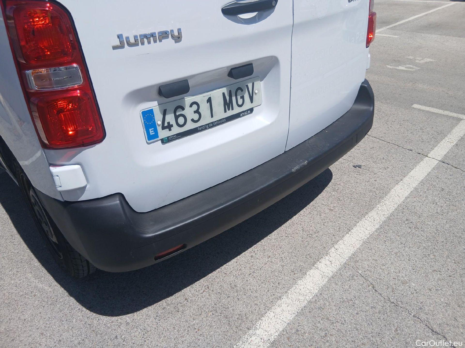  Citroen  Jumpy CITROEN  / 2016 / 4P / furgón Talla M BlueHDi 100 S&S 6v Control #22