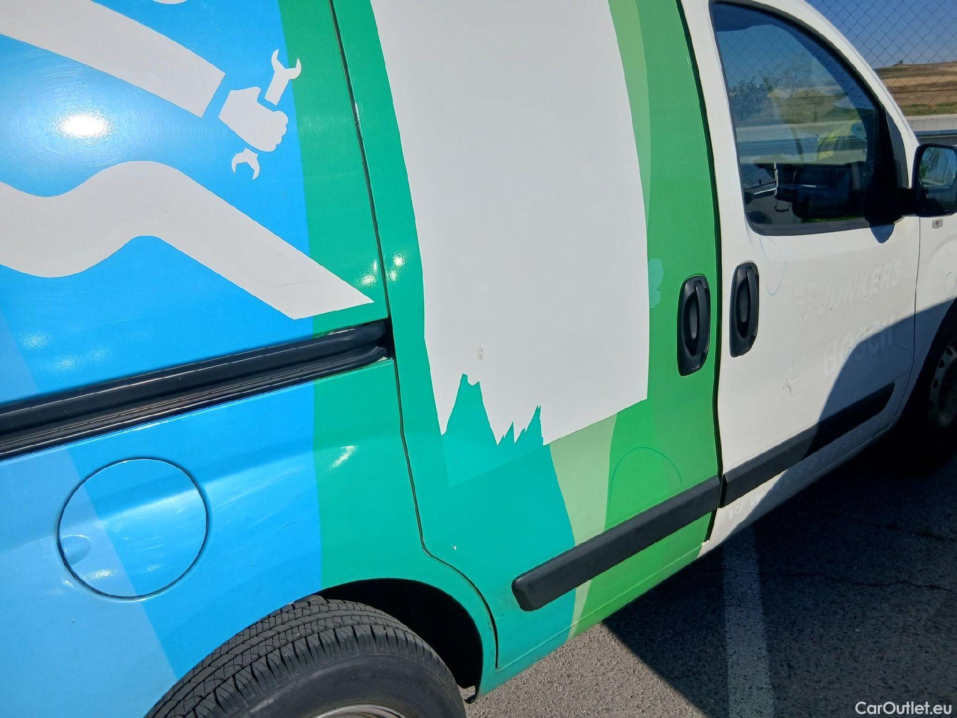  Fiat  Fiorino FIAT  / 2016 / 3P / furgón derivado de turismo Cargo Base N1 1.3 MJet 59 kW (80 CV) #22