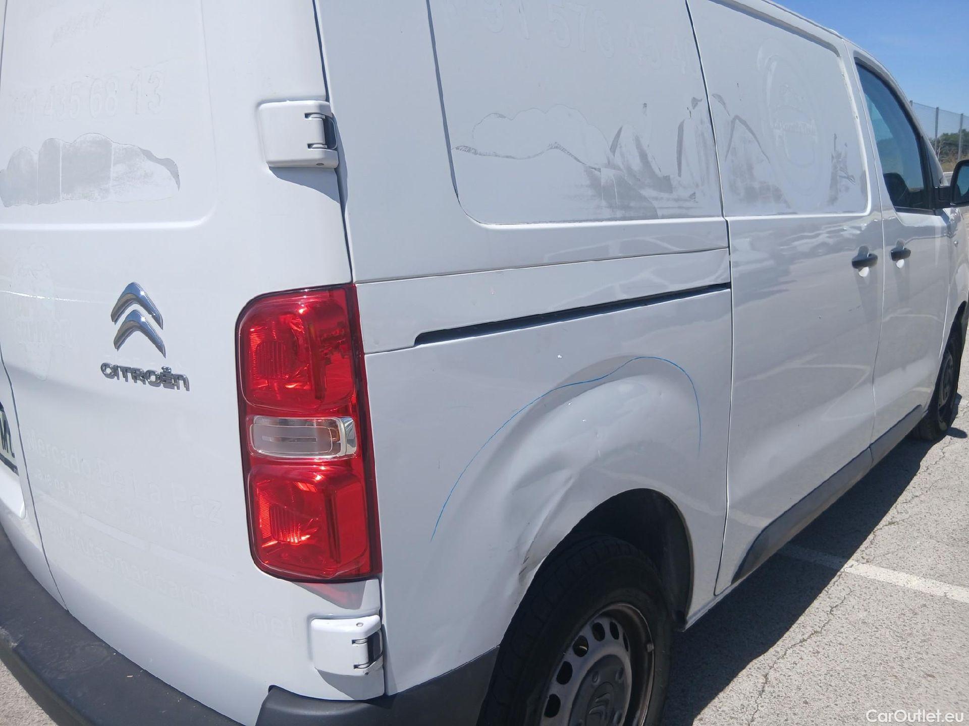  Citroen  Jumpy CITROEN  / 2016 / 4P / furgón Talla M BlueHDi 100 S&S 6v Control #23
