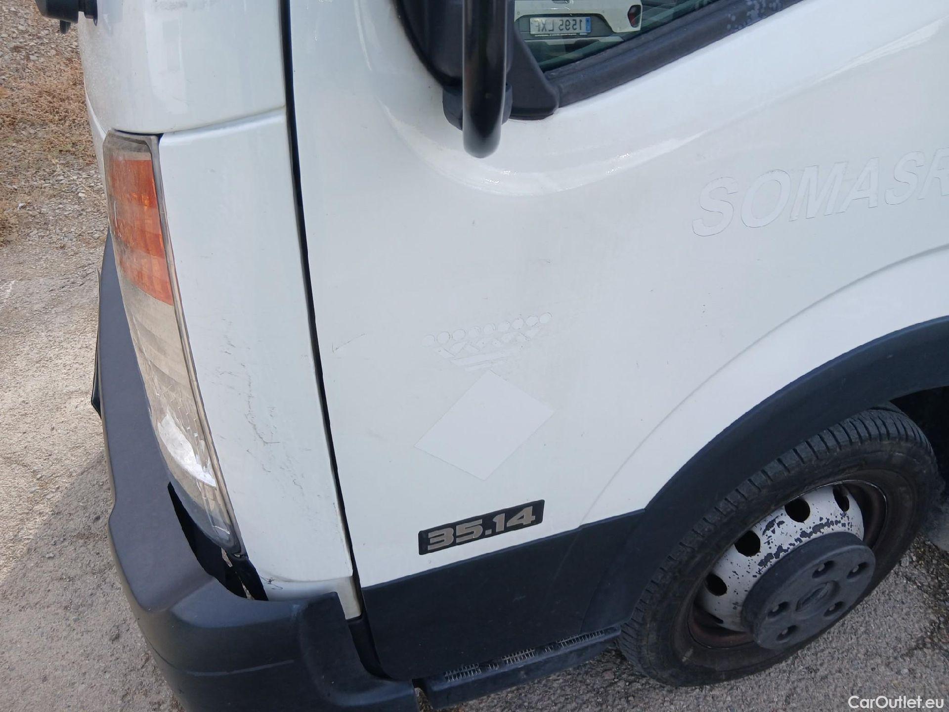  Nissan  Cabstar NISSAN  VU 2p 3G pickup 35.14/2 Básico Caja Volquete Alum Media #8