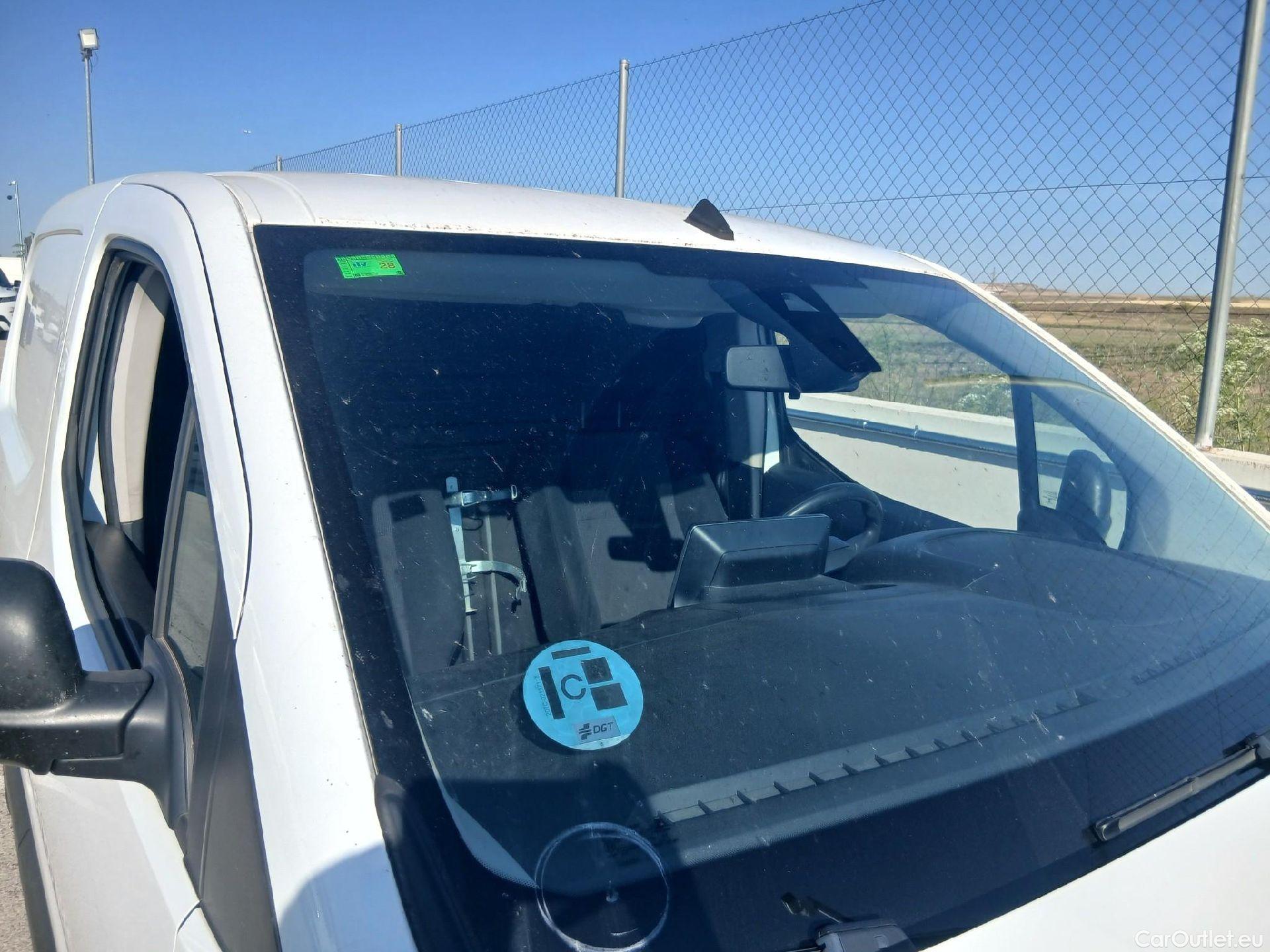  Citroen  Berlingo CITROEN  / 3P / Talla M BlueHDi 100 CV CONTROL #16