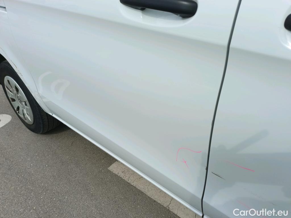  Mercedes  Vito MERCEDES-BENZ  / 2014 / 4P / furgón 114CDI 100kW Mixto Pro Larga #3