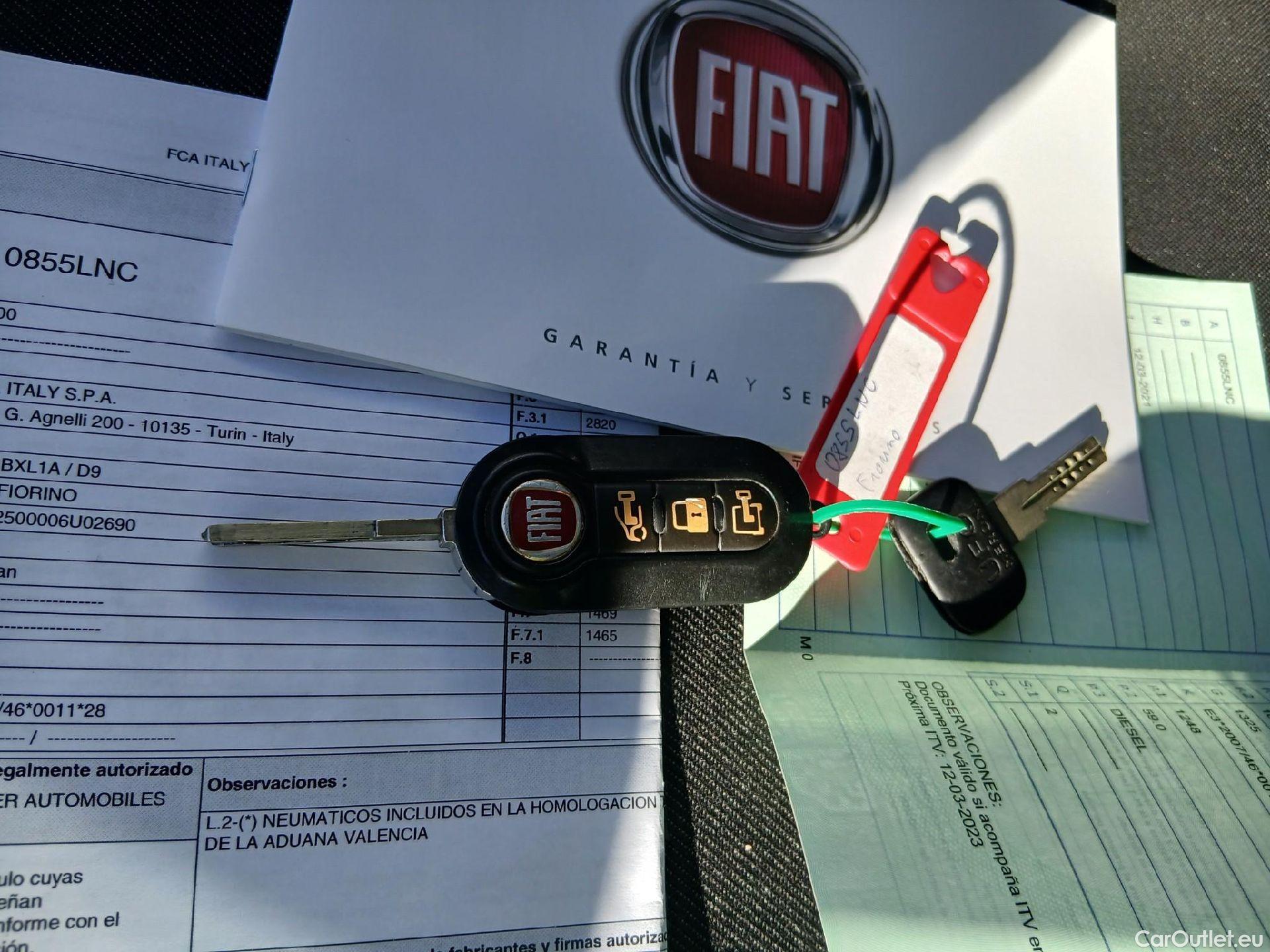  Fiat  Fiorino FIAT  / 2016 / 3P / furgón derivado de turismo Cargo Base N1 1.3 MJet 59 kW (80 CV) #1