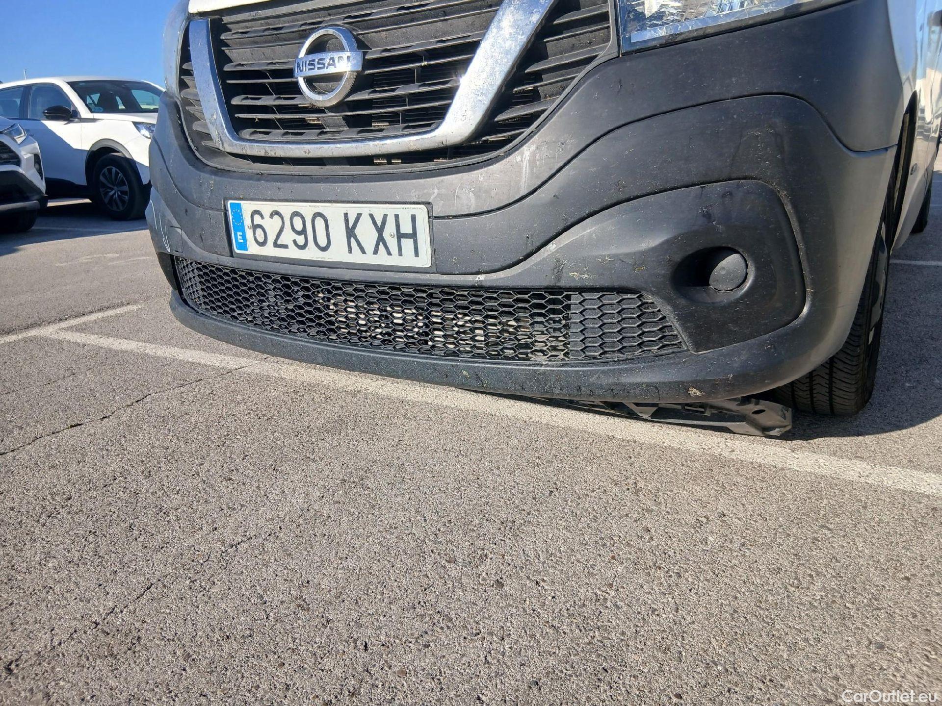  Nissan  NV300 NISSAN  / 2016 / 4P / furgón 1.6dCi 88kW (120CV) L1H1 1,2T PRO #1