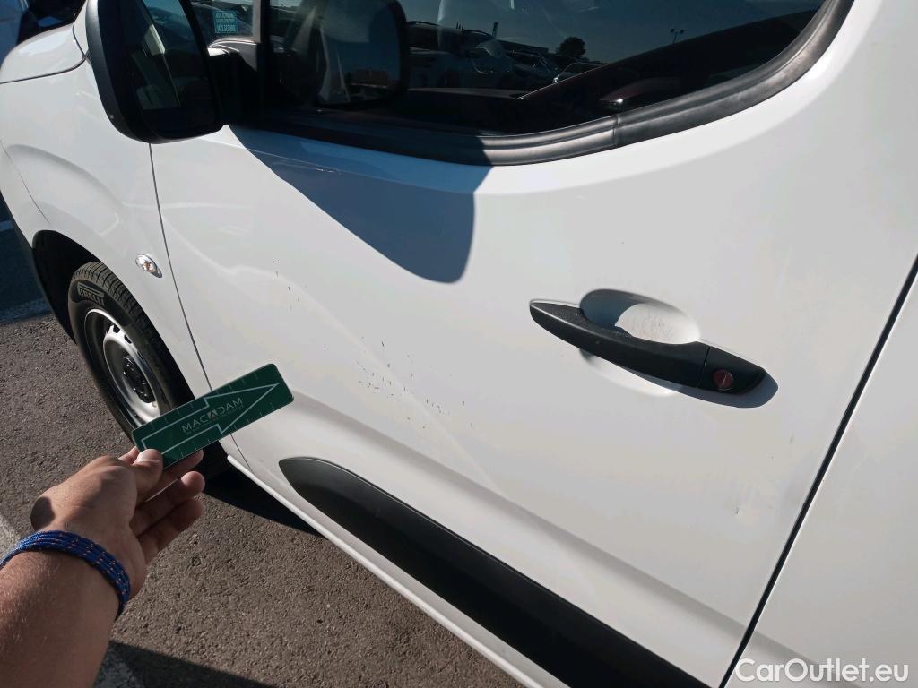  Citroen  Berlingo CITROEN  / 2018 / 3P / furgón derivado de turismo Talla M BlueHDi 100 CONTROL (AC2) #18