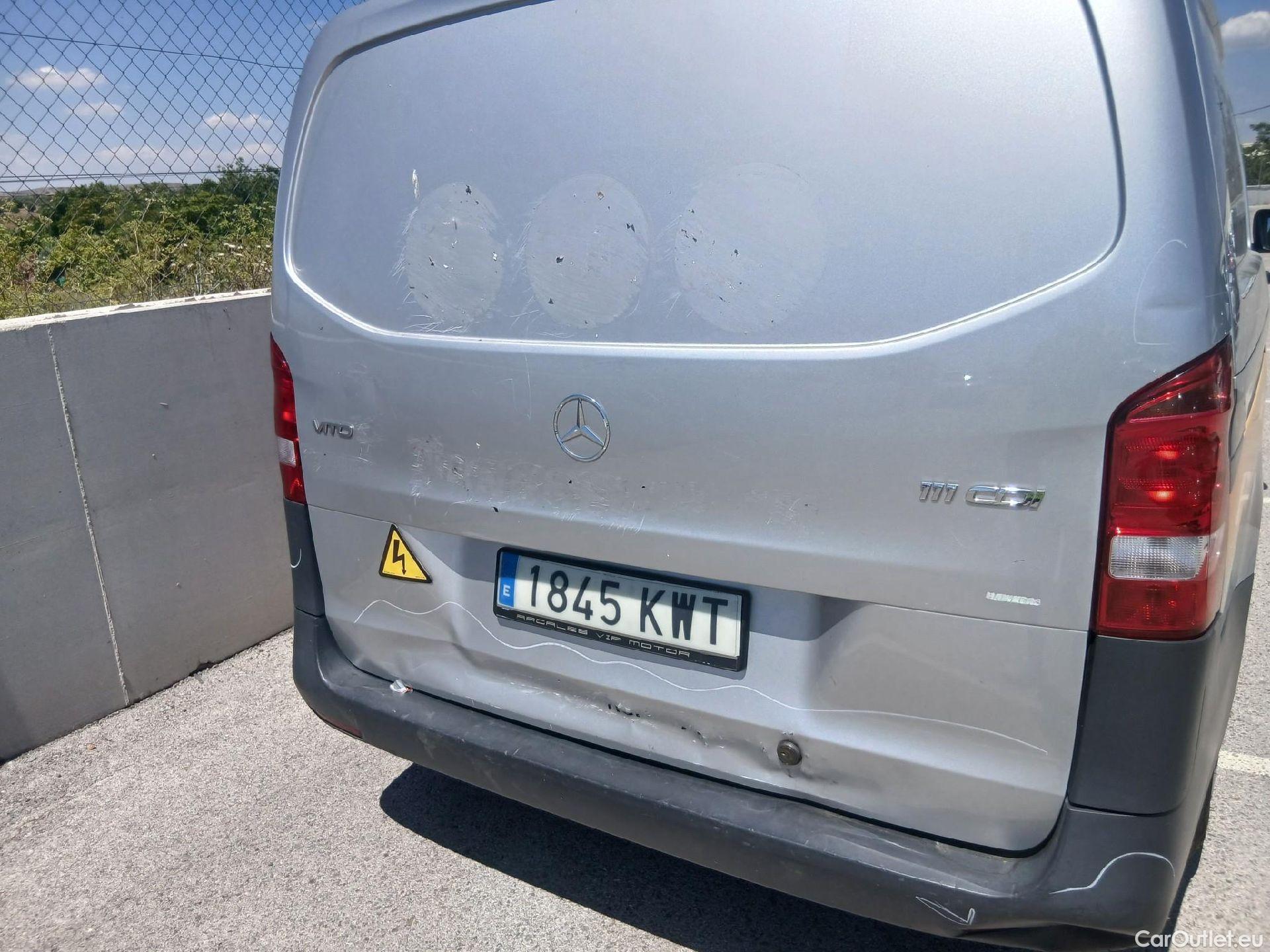  Mercedes  Vito MERCEDES-BENZ  111 CDI Larga 114 CV  #15