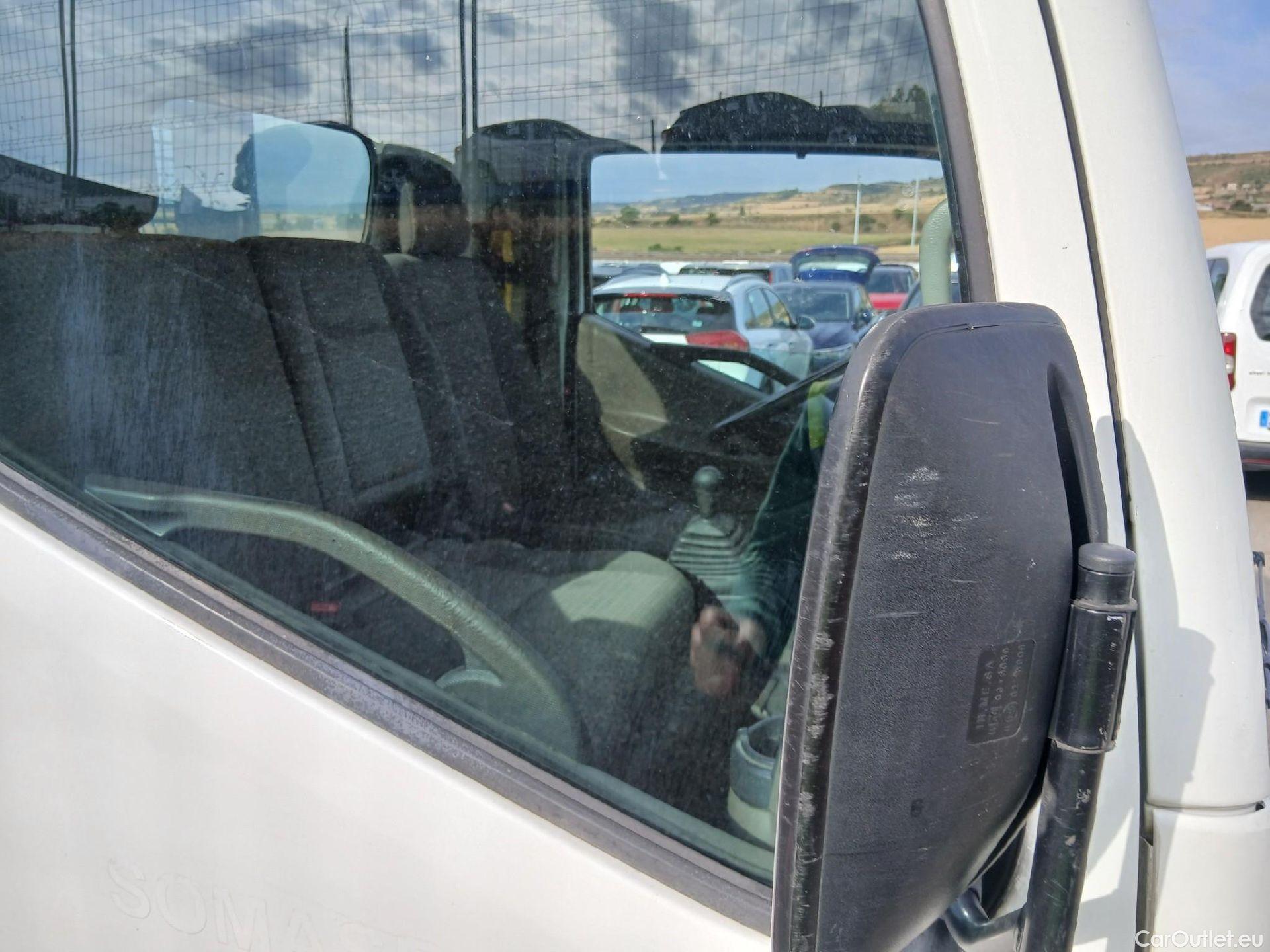  Nissan  Cabstar NISSAN  VU 2p 3G pickup 35.14/2 Básico Caja Volquete Alum Media #27