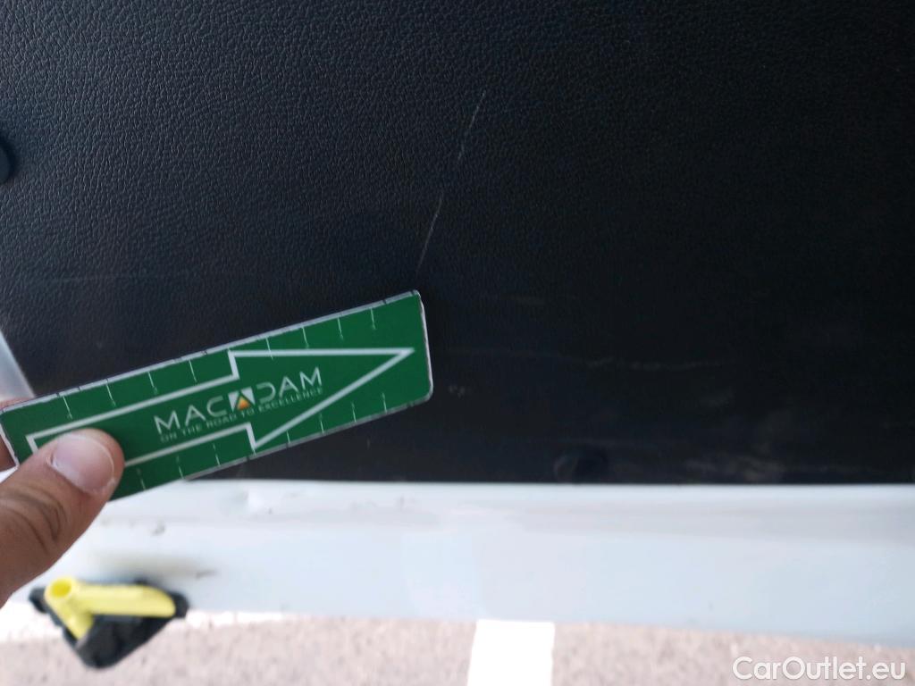  Citroen  Berlingo CITROEN  / 2018 / 3P / furgón derivado de turismo Talla M BlueHDi 100 CONTROL (AC2) #3
